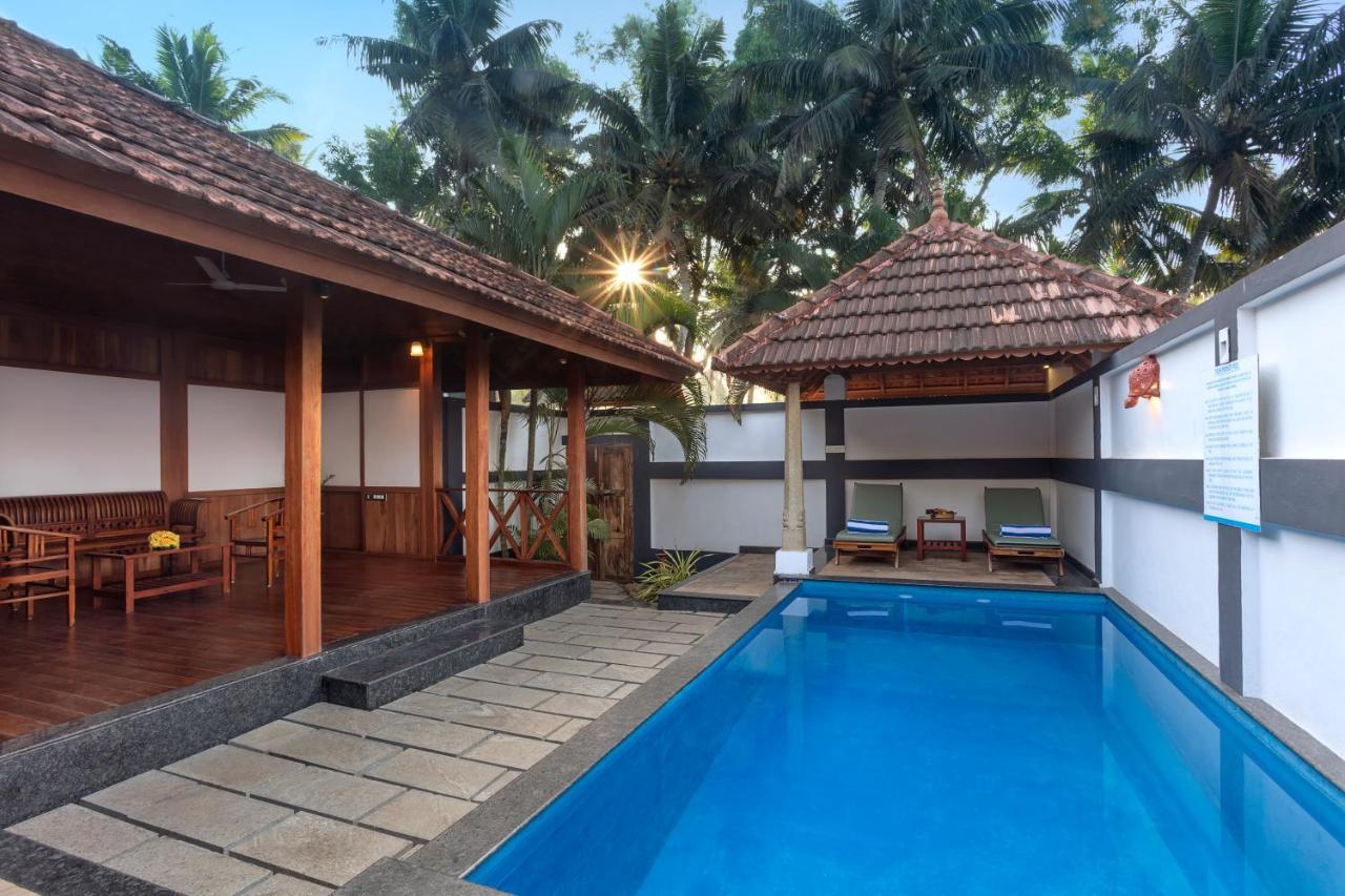 波瓦尔萨诺瓦波蒂科河口酒店 Poovar 外观 照片